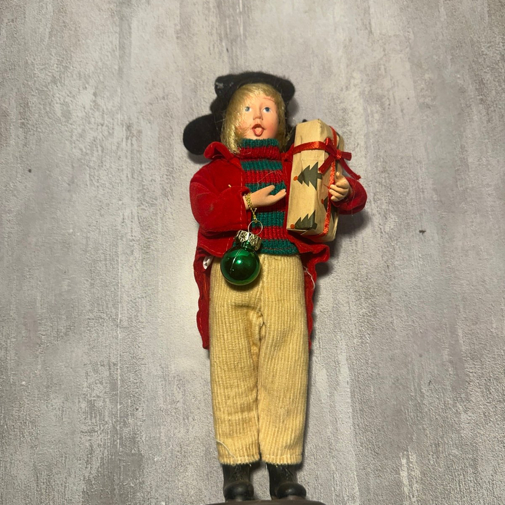 Christmas Caroler Figure Vintage Boy W/Present & Ornament Unmarked Byers Choice